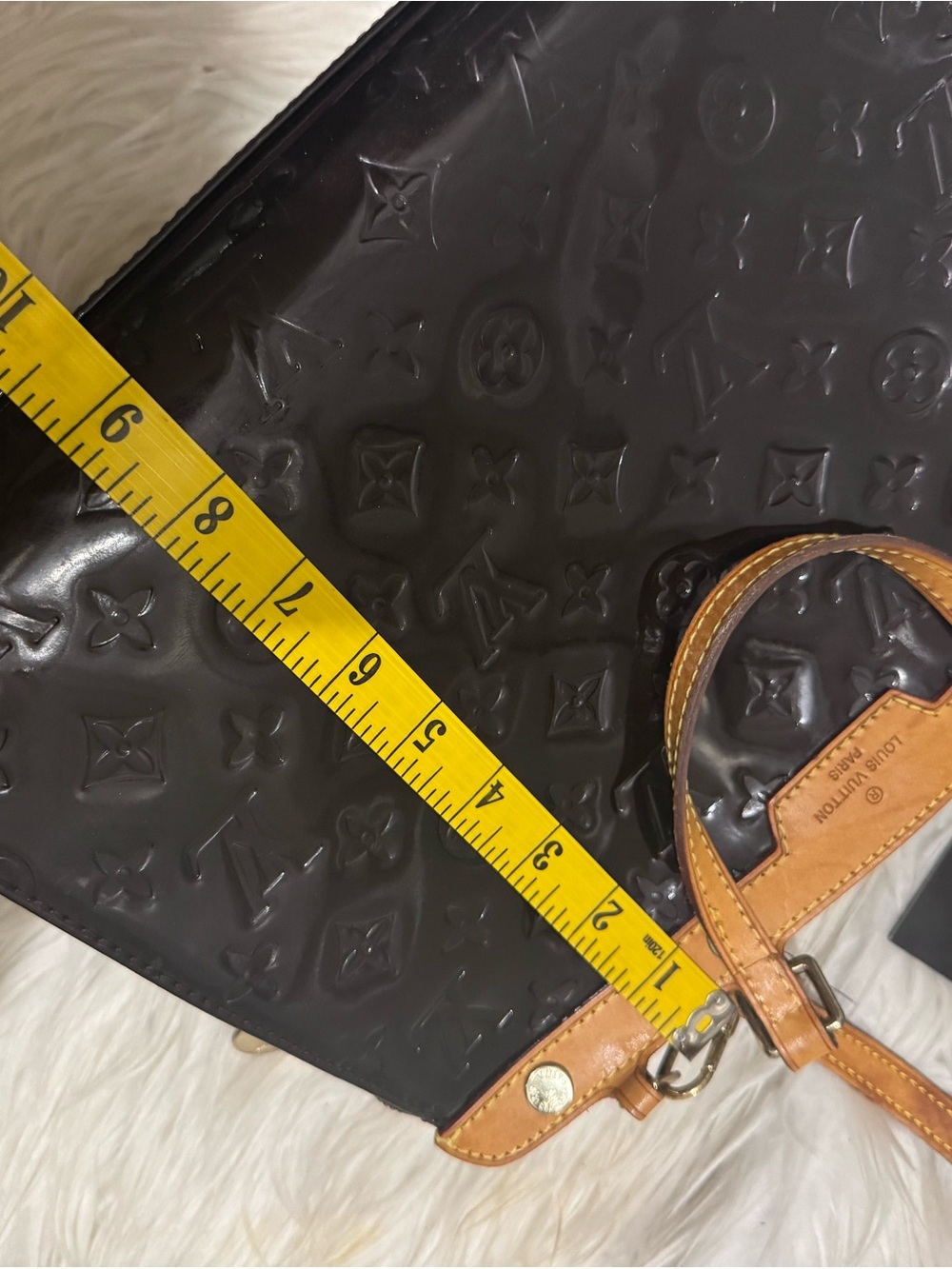 Louis Vuitton Patent Vernis Satchel with Tan Trim - Picture 10 of 12